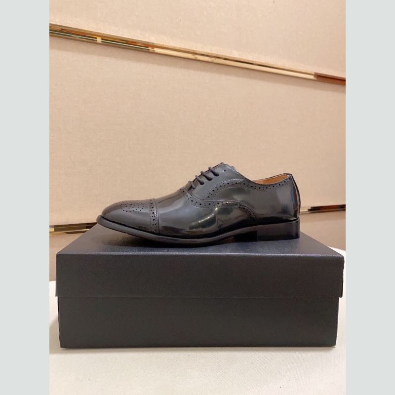 Pra*a leather shoes